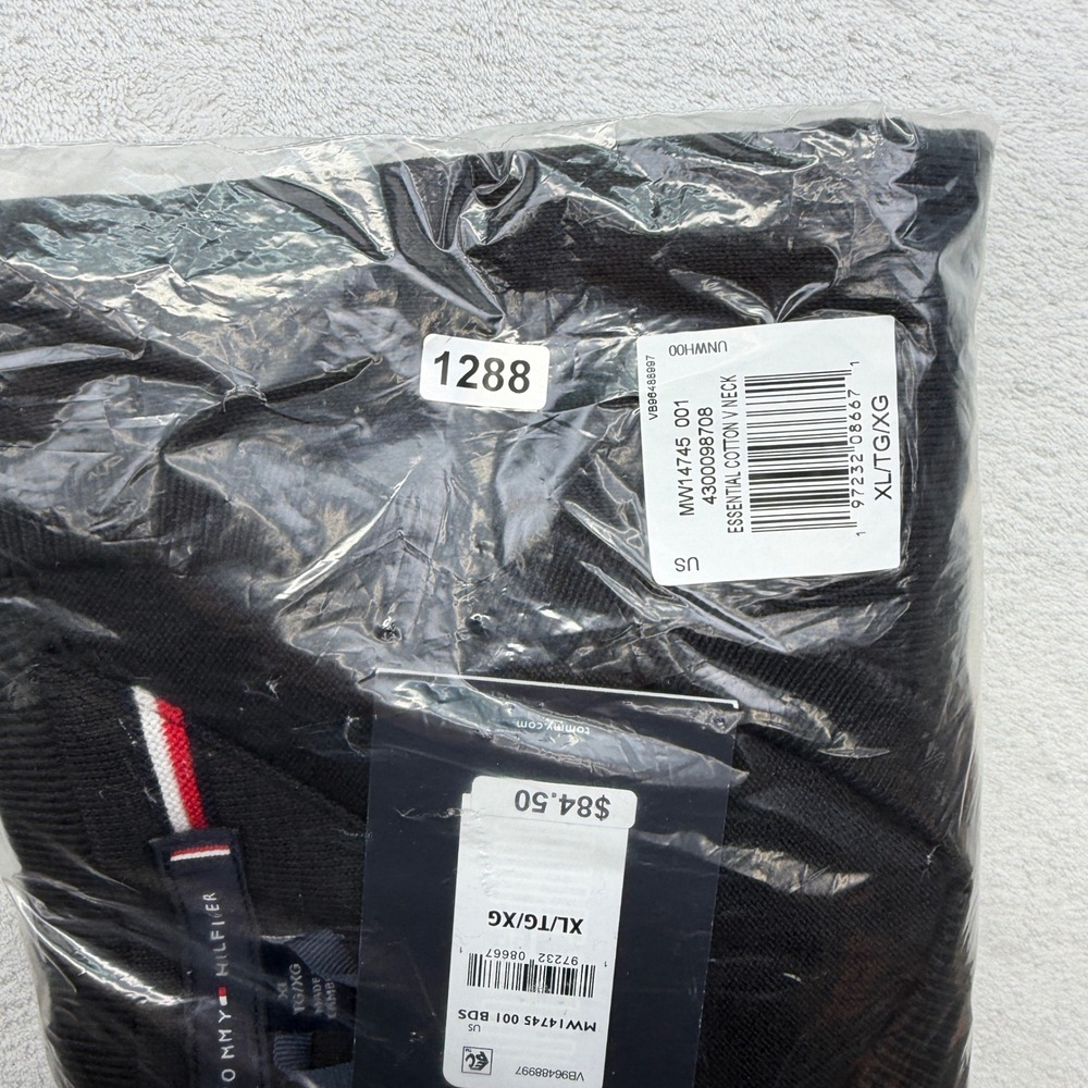 Tommy Hilfiger Men's Black Essential Cotton V Neck Sweater XL Out of Stock - Picture 7 of 7